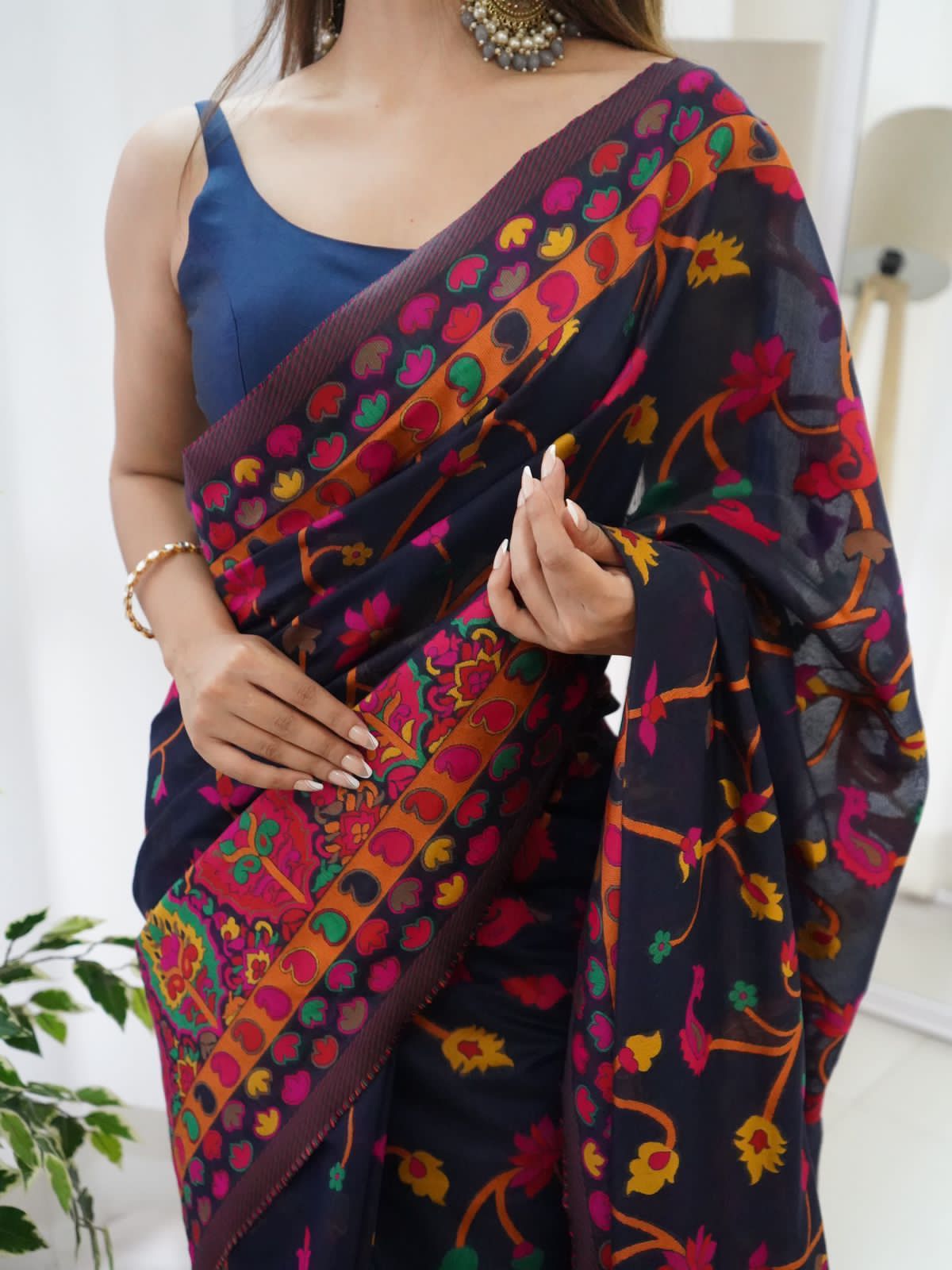 Kashmiri Weaving Multi Color Thred Weaving Pashmina Silk Saree