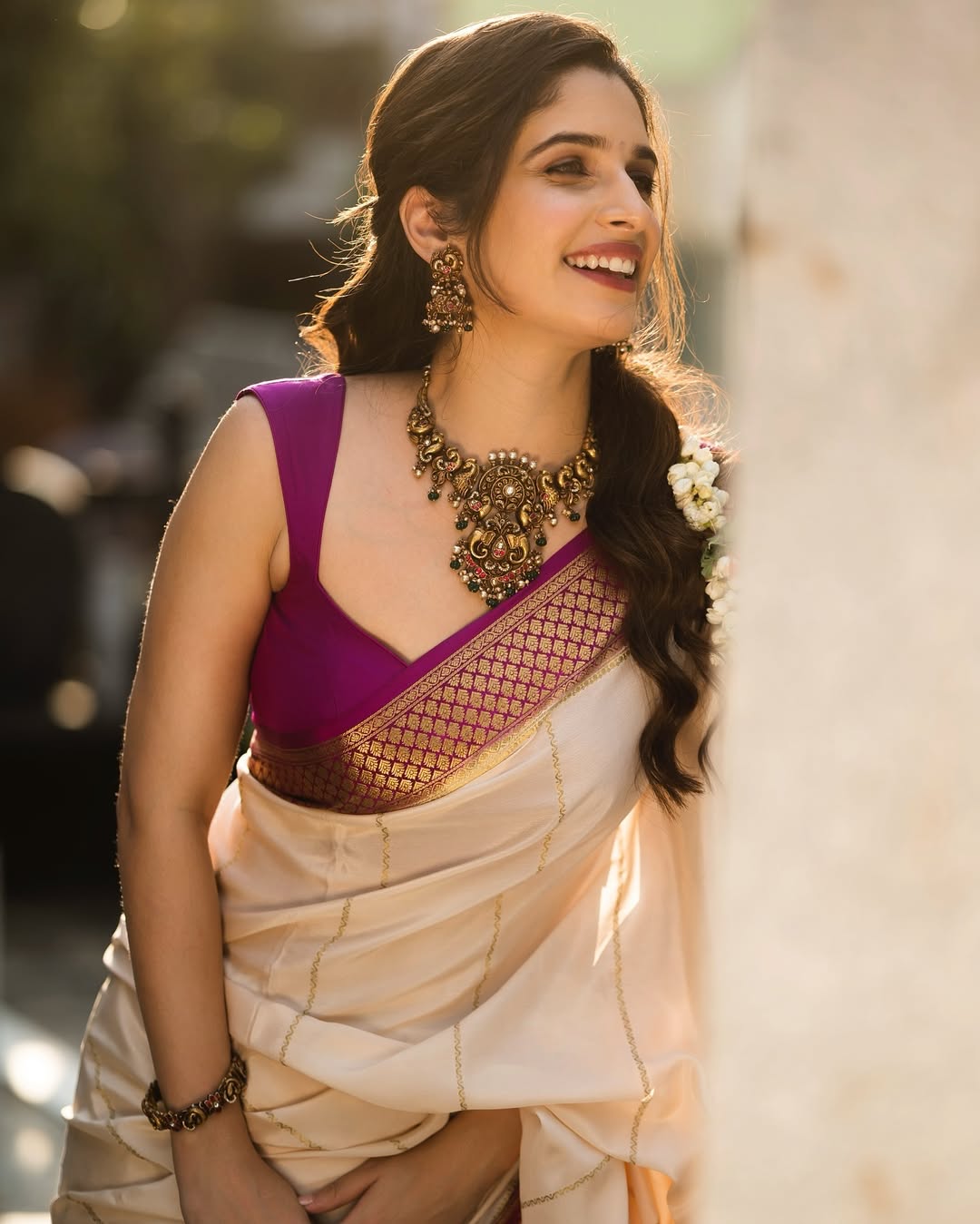 New Arrival Pink Border Banarasi Soft Silk Saree With Blouse Piece