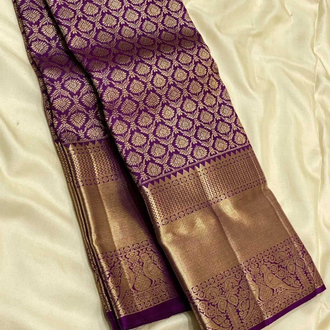 Surpassing Purple Banarasi Soft Silk Saree With Blouse Piece
