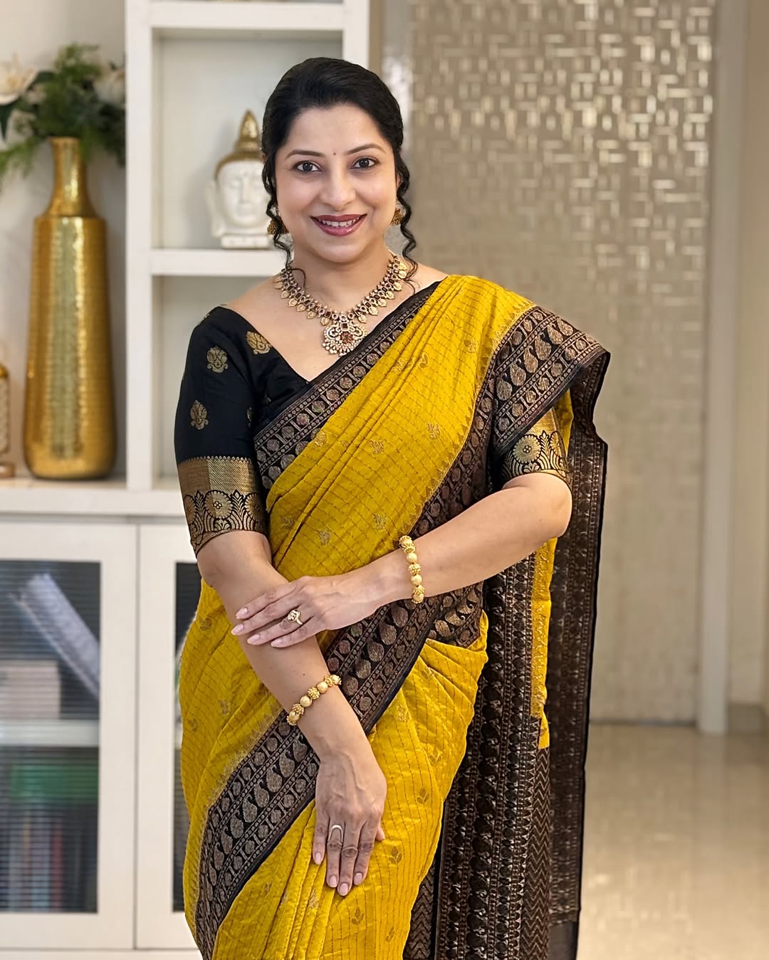 Trending Soft Banarasi Silk Saree With Blouse Piece