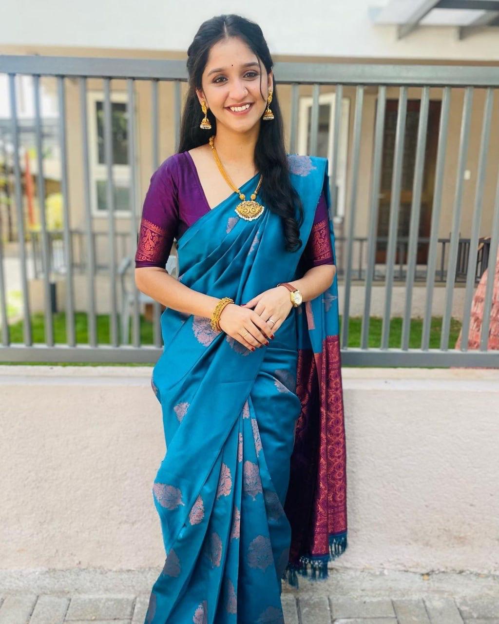 Beautiful Sky BLue Soft Silk Saree With Blouse Piece