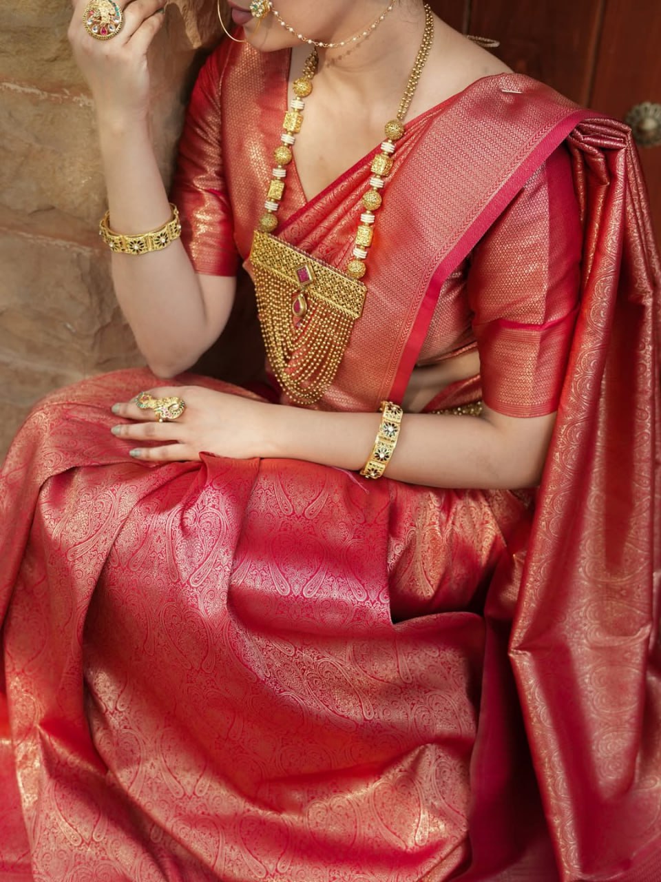 Attractive Red Color Banarasi Soft Silk Saree With Blouse Piece