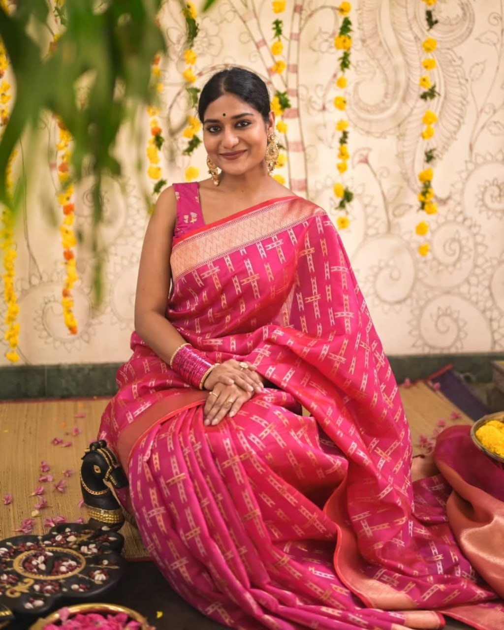 Best Seling Pink Color Banarasi Soft Silk Saree With Blouse Piece