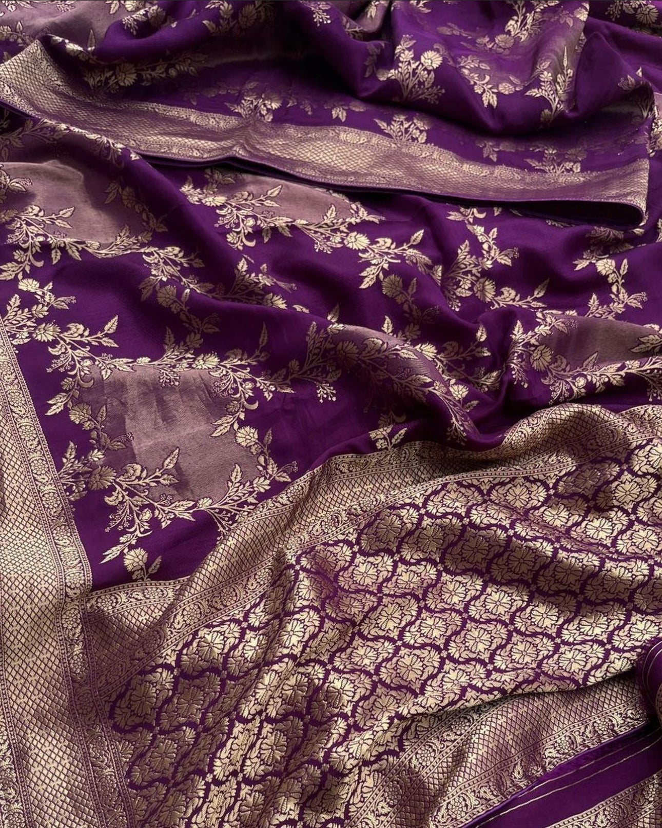A glam Purple Color Banarasi Soft Silk Saree With Blouse Piece
