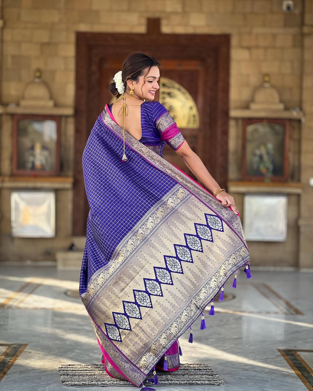 Effervescent Blue Color Banarasi Soft Silk Saree With Blouse Piece