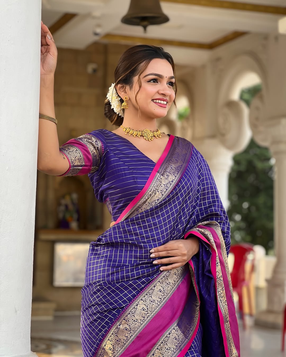 Effervescent Blue Color Banarasi Soft Silk Saree With Blouse Piece