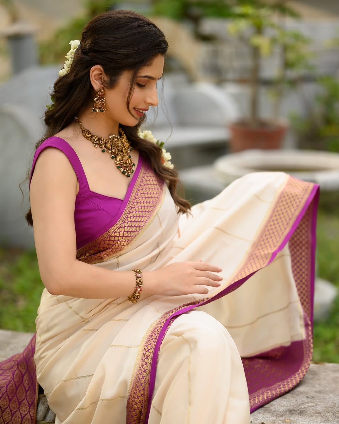 New Arrival Pink Border Banarasi Soft Silk Saree With Blouse Piece