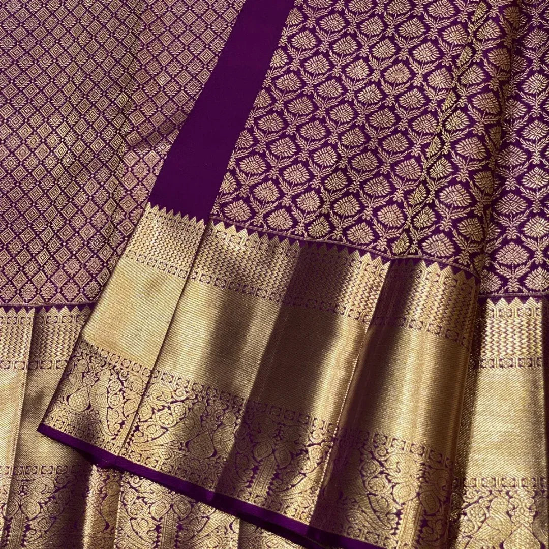 Surpassing Purple Banarasi Soft Silk Saree With Blouse Piece