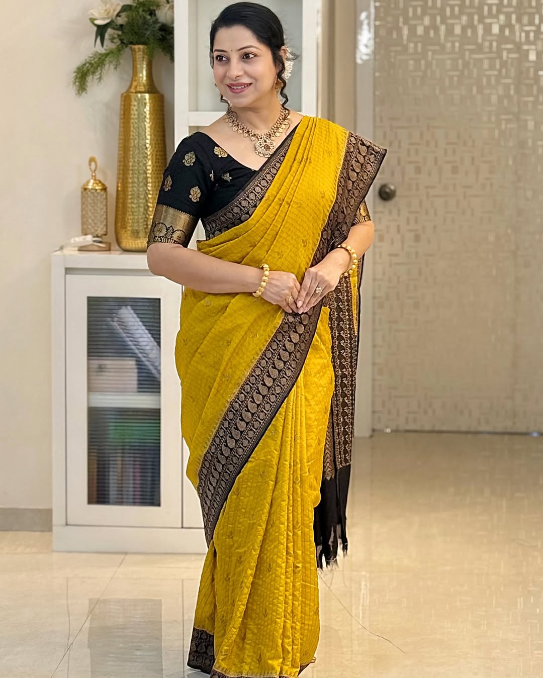 Trending Soft Banarasi Silk Saree With Blouse Piece