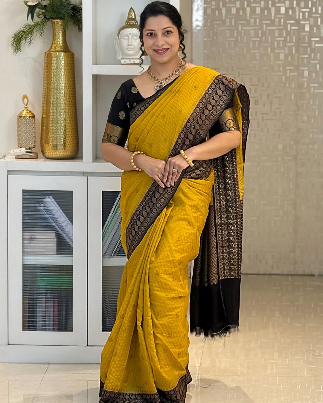 Trending Soft Banarasi Silk Saree With Blouse Piece