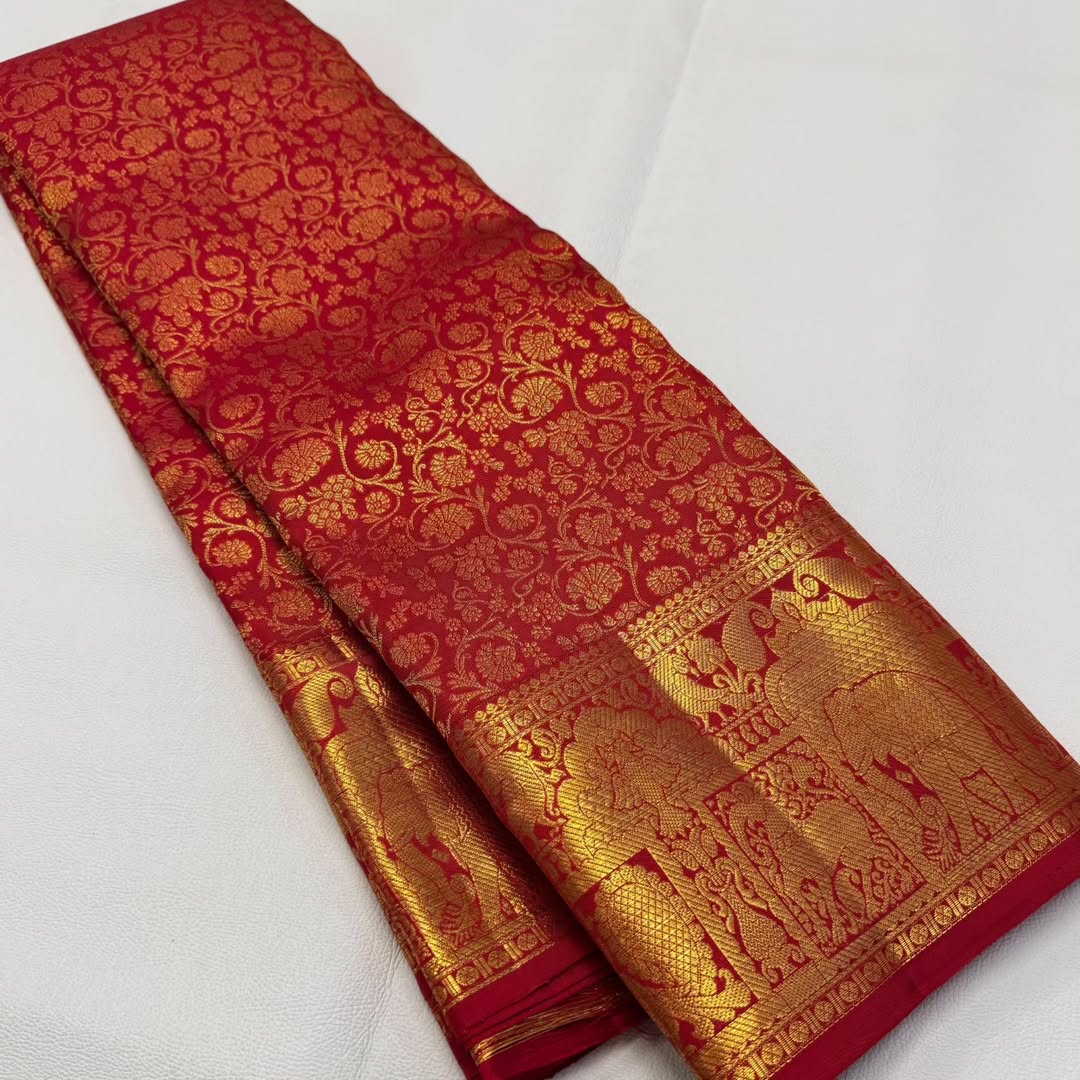 Outstanding Red Banarasi Soft Silk Saree With Blouse Piece