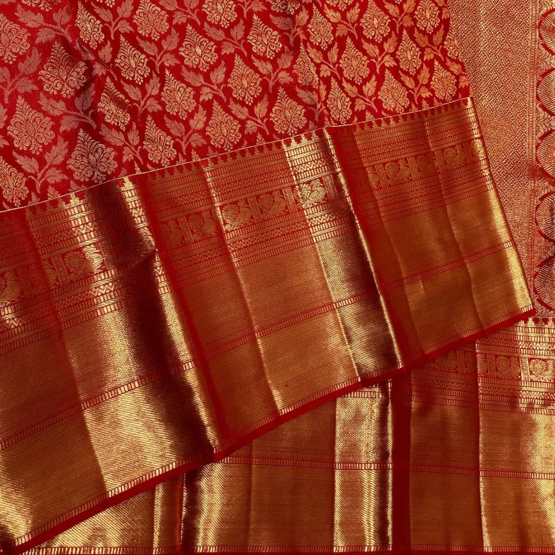 Attractive Red Banarasi Soft Silk Saree With Blouse Piece